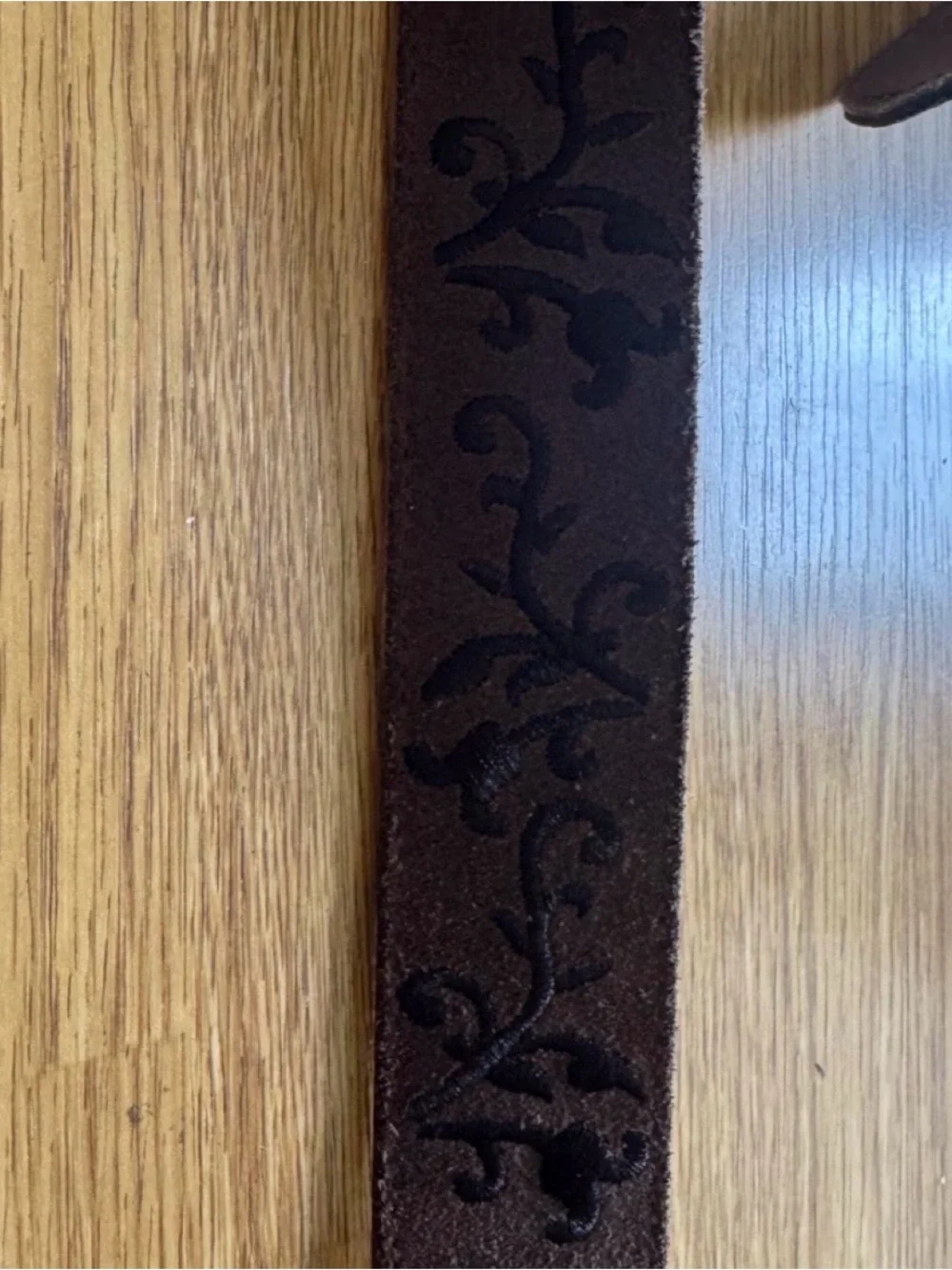 Gap brown suede genuine leather belt with brown floral embroidery size 30